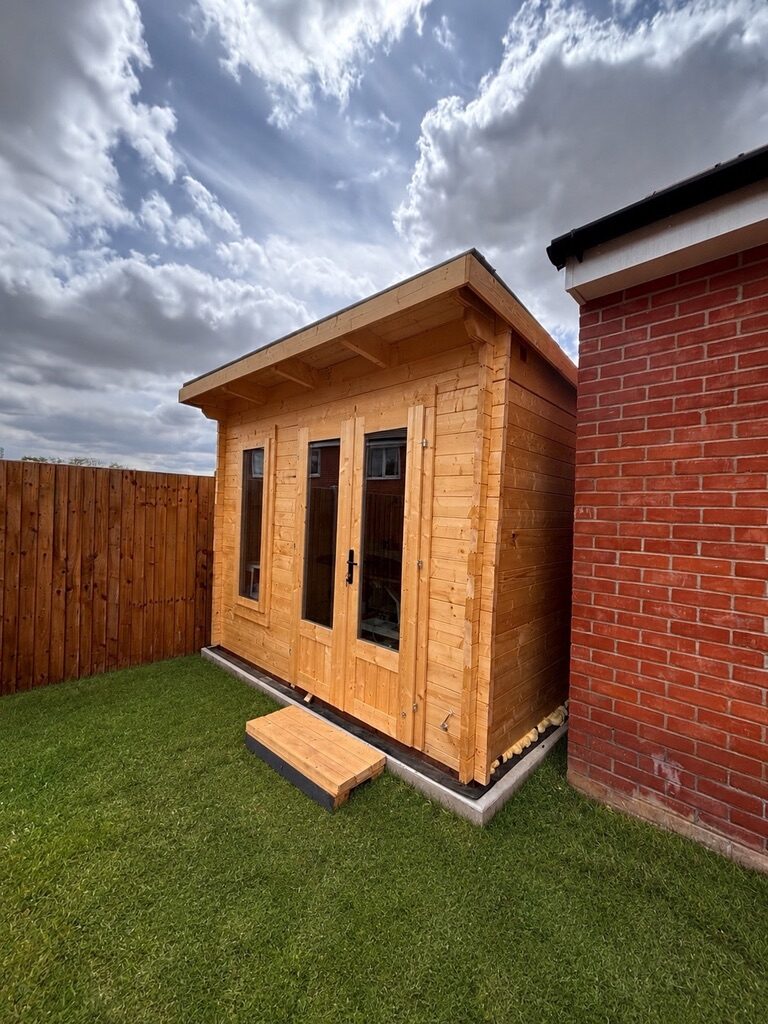 Exterior of the garden studio where Inky and K/Y are based